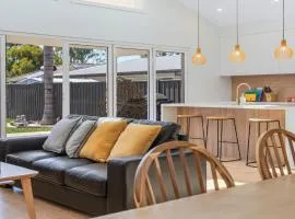 Luxe Hideaway - South Umina