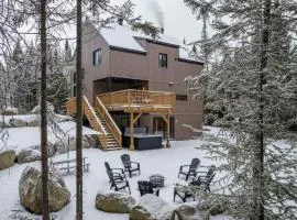 Spa Foosball Pool table Game Room - Le Kouzy