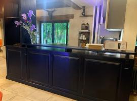 les hébergements de la ferme des buttons，位于Rosnay的酒店