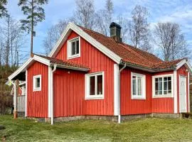 Stunning Home In Mårdaklev With Wifi