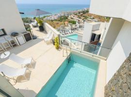 Luxury House with Private Pool, Jacuzzi and Wellness Spa，位于托罗克斯科斯塔的酒店