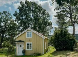 Renovated Cottage By Lake Rydbos