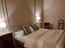 Dimora Largo Silvestro dell'Aquila- Centro Storico，位于拉奎拉的别墅