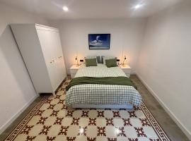 Apartamentos_Lovely_Rooms_Vic，位于维克的酒店