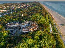 Hotel Dom Zdrojowy Resort & SPA - Destigo Hotels，位于亚斯塔尔尼亚的酒店