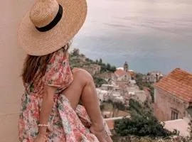 La Dolce Vita Ravello - Exclusive Family & Group Villa with 4 Apartments, 5 Bedrooms