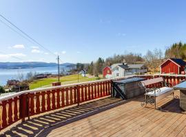 2 Bedroom Stunning Home In Bjugn，位于Moen的酒店