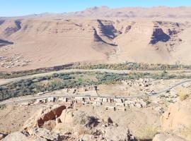 Gîte Palma Eagle Ziz Canyon，位于拉希迪耶的酒店