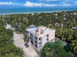 Luumbal Hotel El Cuyo，位于埃尔库约的酒店