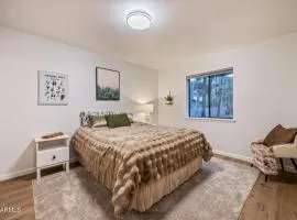 Cozy Cabin in the Pines