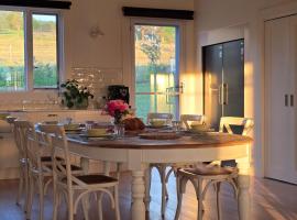 Unwind at BlueWrenHill，位于格洛斯特的酒店