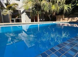 Natural Hostel Colon，位于科隆的海滩酒店