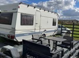 Трейлер з чаном в Загороді біля Львова