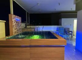Spa house with private Jacuzzi in Dosquebradas - Pereira，位于多斯克布拉达斯的酒店