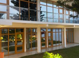 Casa Blanca - San Pedro，位于圣佩德罗拉拉古纳的青旅