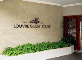 Louvre Guesthouse，位于Bothaville的酒店