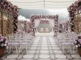 Dhanaulti Village Resort