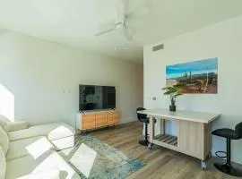 Vibrant 1BR1BA, Pool, Gym, Rooftop, Laundry, Parking