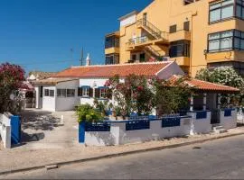 Blife Lucelya private rooms at Faro beach