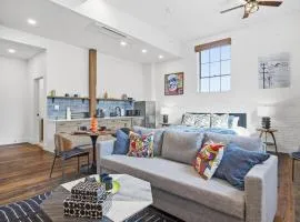 The Ray Soulful King Studio Pool