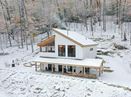 Spa Lake and Mountain - 138 - Chalets du Cordon，位于Nominingue的酒店