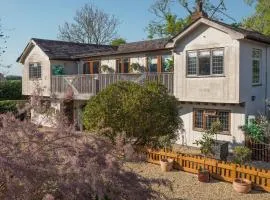 Sampford Hideaway Retreat
