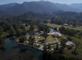 L'camp and cafe' Kohchang，位于达叻府的酒店