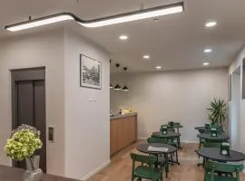 德尔索勒酒店