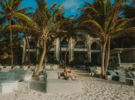 Sana Tulum Beachfront Boutique Hotel，位于图卢姆的酒店