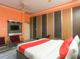 Collection O Nimisha Jail Rd，位于Sītāpur的酒店