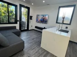 Burbank - Starlight Hills Private Luxury Guest House