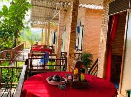 Nhà Nghỉ Vượn Hót