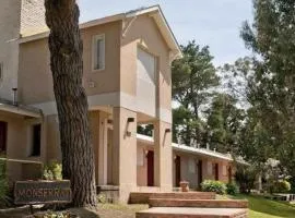Monserrat Bungalows Con pileta y parrilla
