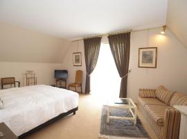 Hôtel Logis Le Relais De La Poste，位于讷韦格利斯的酒店