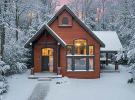 Spa & Pool table - Ivy Cottage，位于Scott的酒店