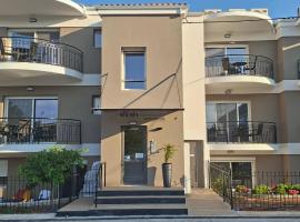 Akrata Green Elite Apartments，位于阿克拉塔的酒店