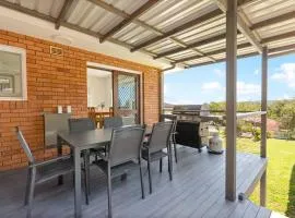 Grandview Escape - Quiet Comfort near Beach and Cafes