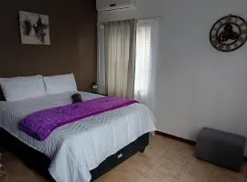 179 Guesthouse on Mountain Drive