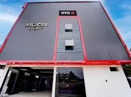 Moonlight , Pallipuram