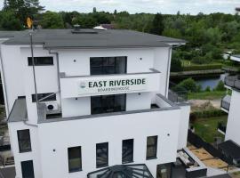 East-Riverside Boardinghouse，位于埃尔克纳的酒店