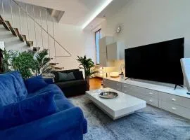 attico ARENA,200mq NETFLIX WIFI AIR CONDITIONING