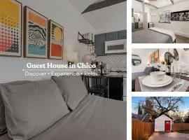 The Red Door Guesthouse - Cozy, Central and Quiet