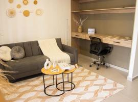 Moderno apartamendo con Rooftop y Jacuzi，位于多斯克布拉达斯的酒店