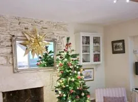 Half-pint Cottage