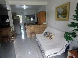 Apartamento aconchegante a poucos minutos do mar