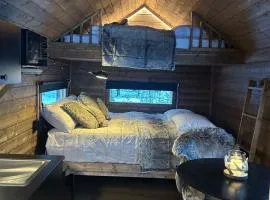 Arctic circle cabin 2