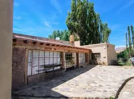Hostería Viñas de Uquia