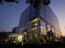 艾哈迈达巴德凯悦酒店，位于艾哈迈达巴德的带停车场的酒店