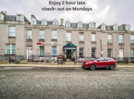 Brentwood Aberdeen City Centre near Union Street，位于阿伯丁的酒店