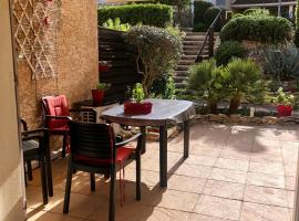 Au petit bonheur，位于卡勒维松的酒店